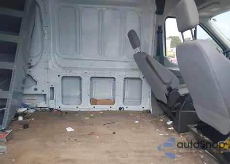 2017 Ford Transit-250 из США, поврежденный, VIN 1FTYR2CM1HKB25222